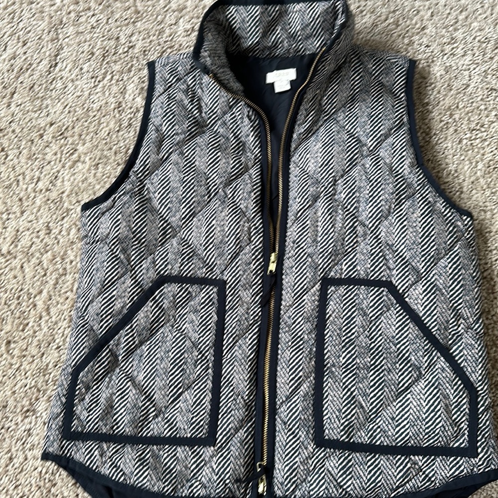 *Like NEW* J.Crew herringbone print vest!